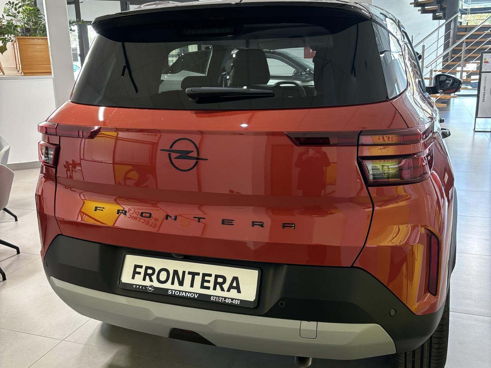 opel-frontera-12-gs-hybrid-03